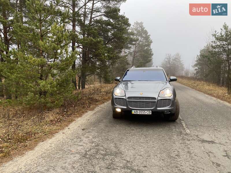 Внедорожник / Кроссовер Porsche Cayenne 2005 в Рокитном