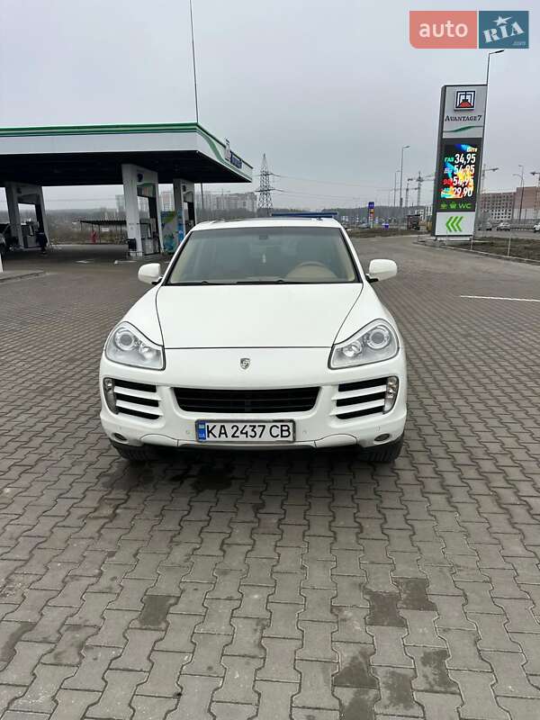 Внедорожник / Кроссовер Porsche Cayenne 2008 в Киеве