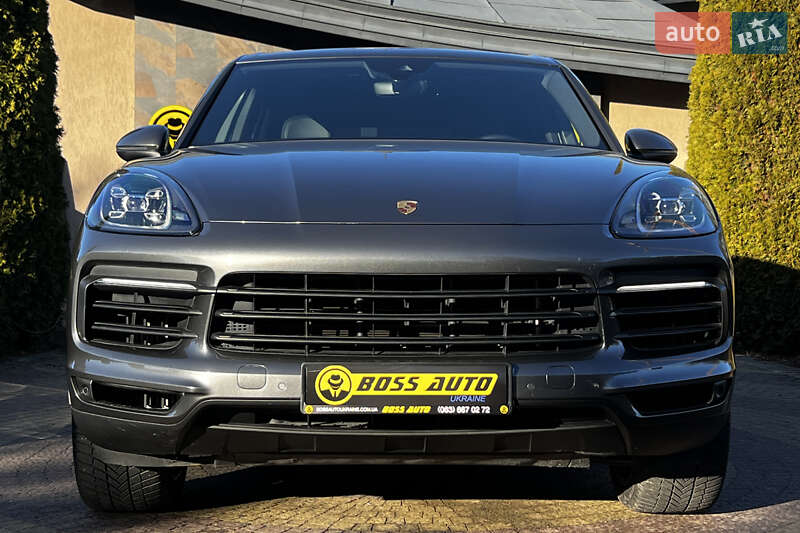 Внедорожник / Кроссовер Porsche Cayenne 2019 в Львове