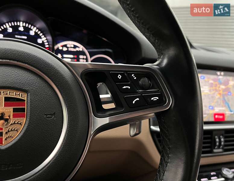 Внедорожник / Кроссовер Porsche Cayenne 2018 в Киеве