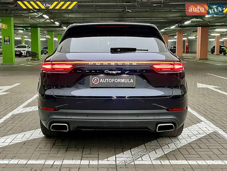 Внедорожник / Кроссовер Porsche Cayenne 2018 в Киеве