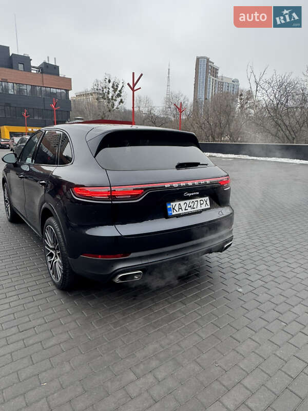 Внедорожник / Кроссовер Porsche Cayenne 2019 в Киеве