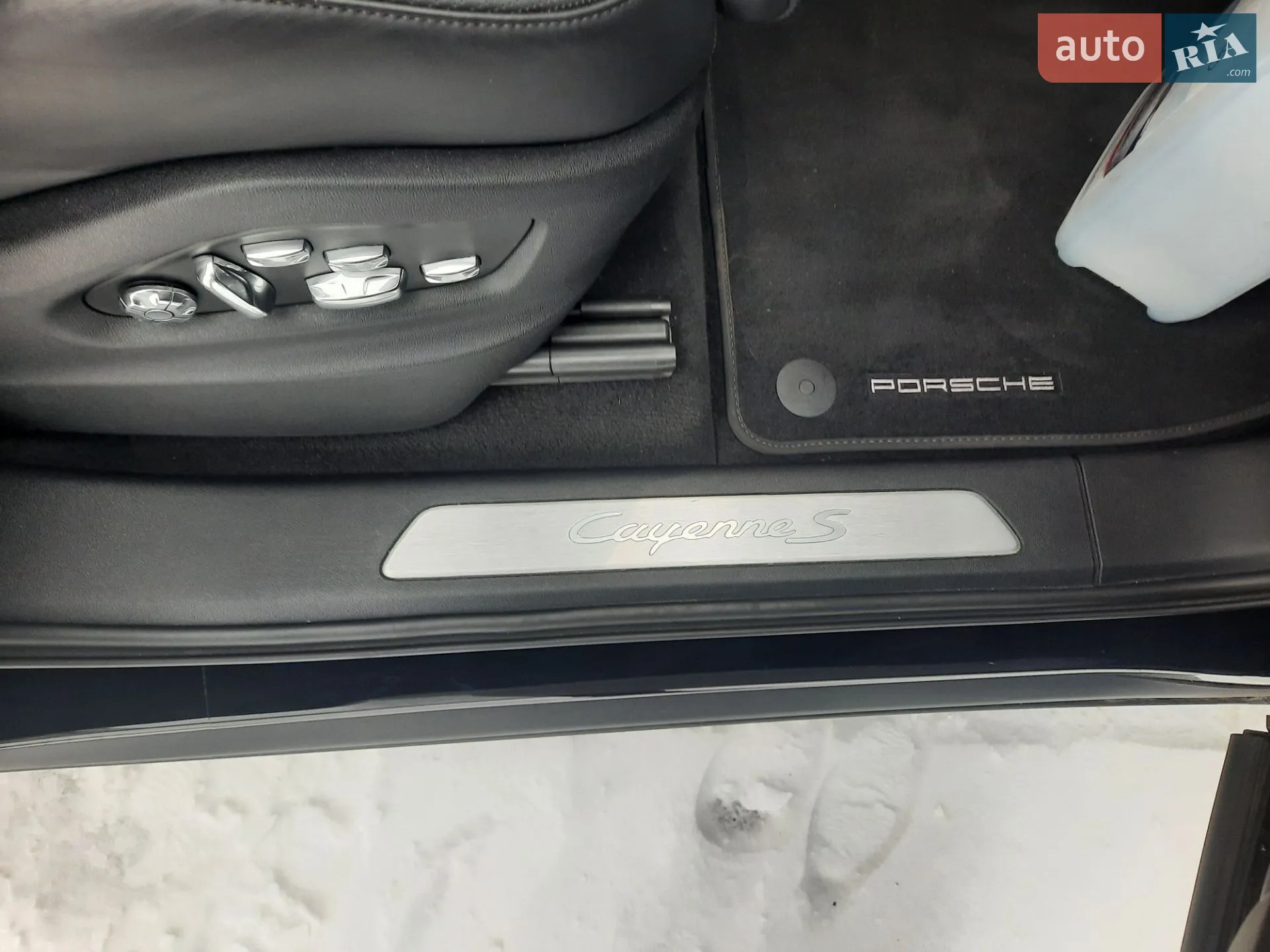 2019 Porsche Cayenne - мініатюра 10