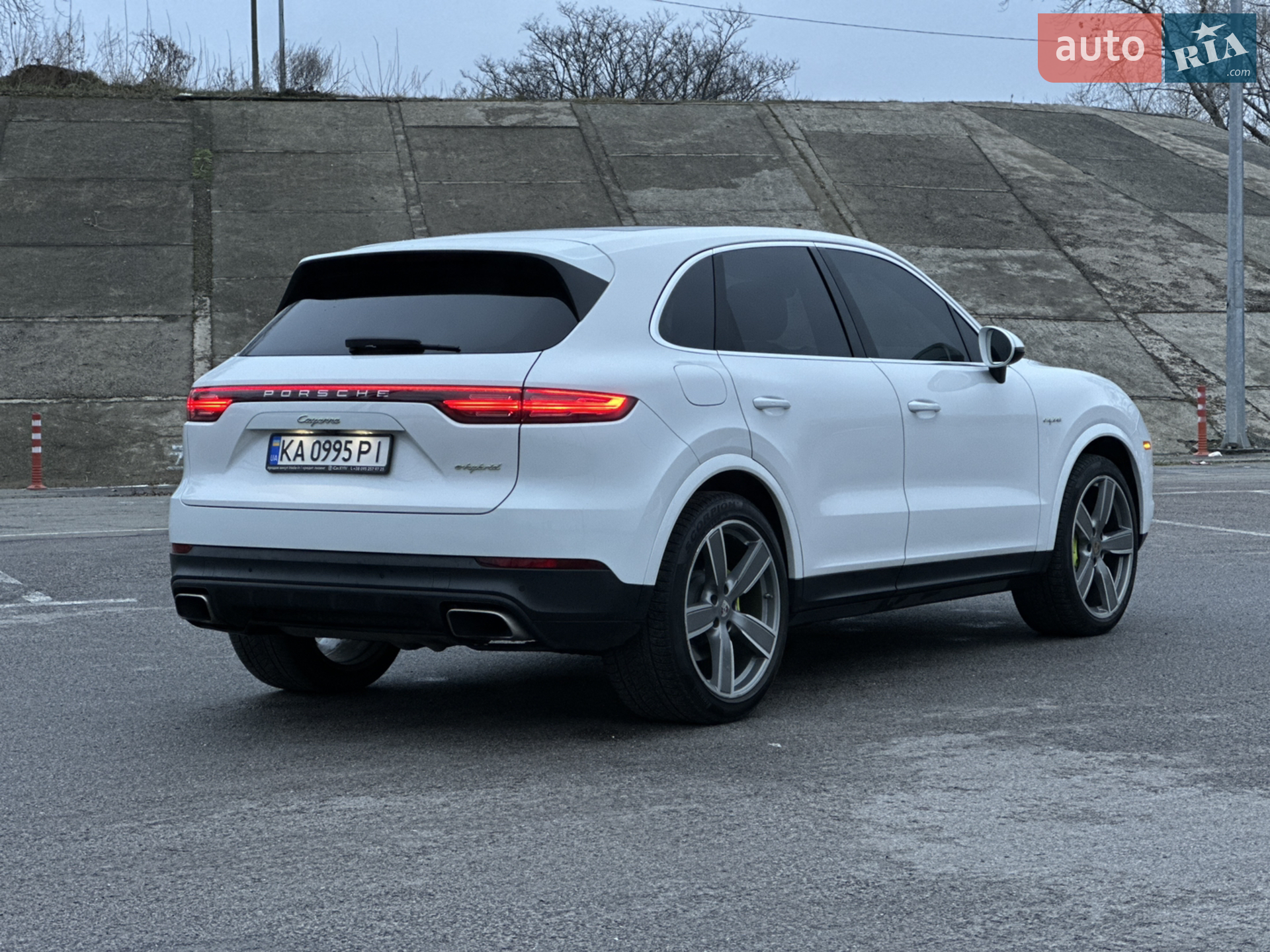 2019 Porsche Cayenne - мініатюра 4