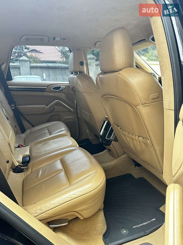 Внедорожник / Кроссовер Porsche Cayenne 2010 в Львове фото 7 Внедорожник / Кроссовер Porsche Cayenne 2010 в Львове