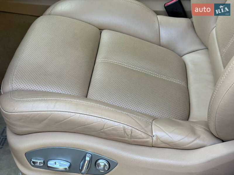 Внедорожник / Кроссовер Porsche Cayenne 2012 в Днепре