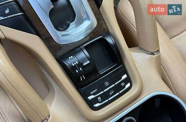 Внедорожник / Кроссовер Porsche Cayenne 2012 в Днепре