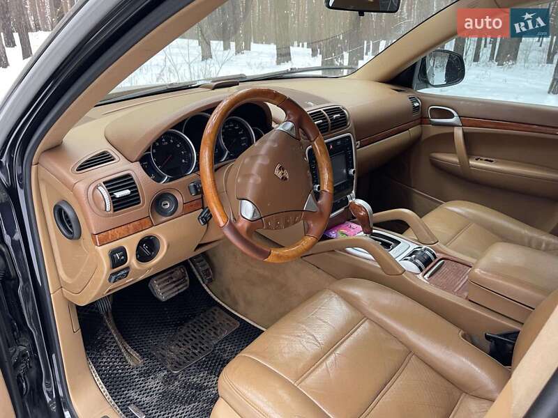 Внедорожник / Кроссовер Porsche Cayenne 2005 в Харькове