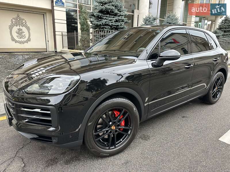 Внедорожник / Кроссовер Porsche Cayenne 2025 в Киеве