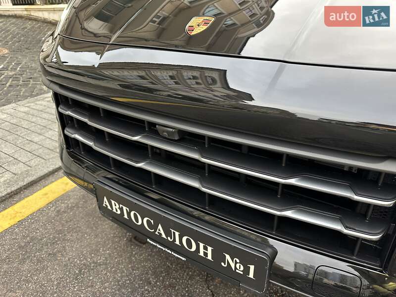 Внедорожник / Кроссовер Porsche Cayenne 2025 в Киеве