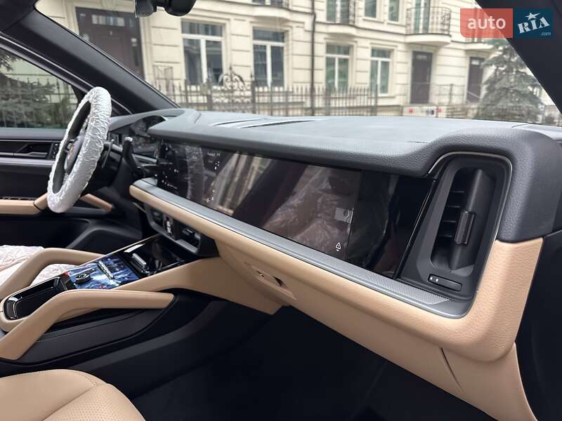 Внедорожник / Кроссовер Porsche Cayenne 2025 в Киеве