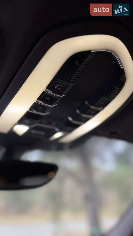 Позашляховик / Кросовер Porsche Cayenne 2011 в Києві