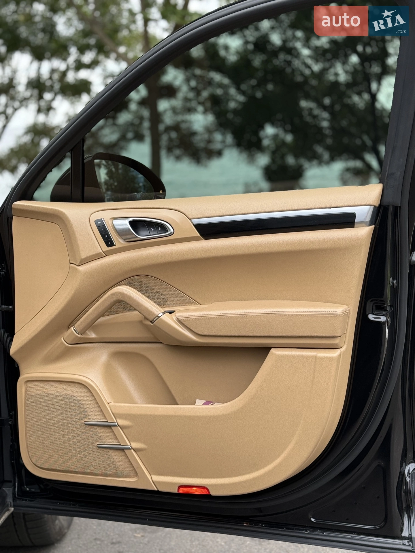2015 Porsche Cayenne - мініатюра 7