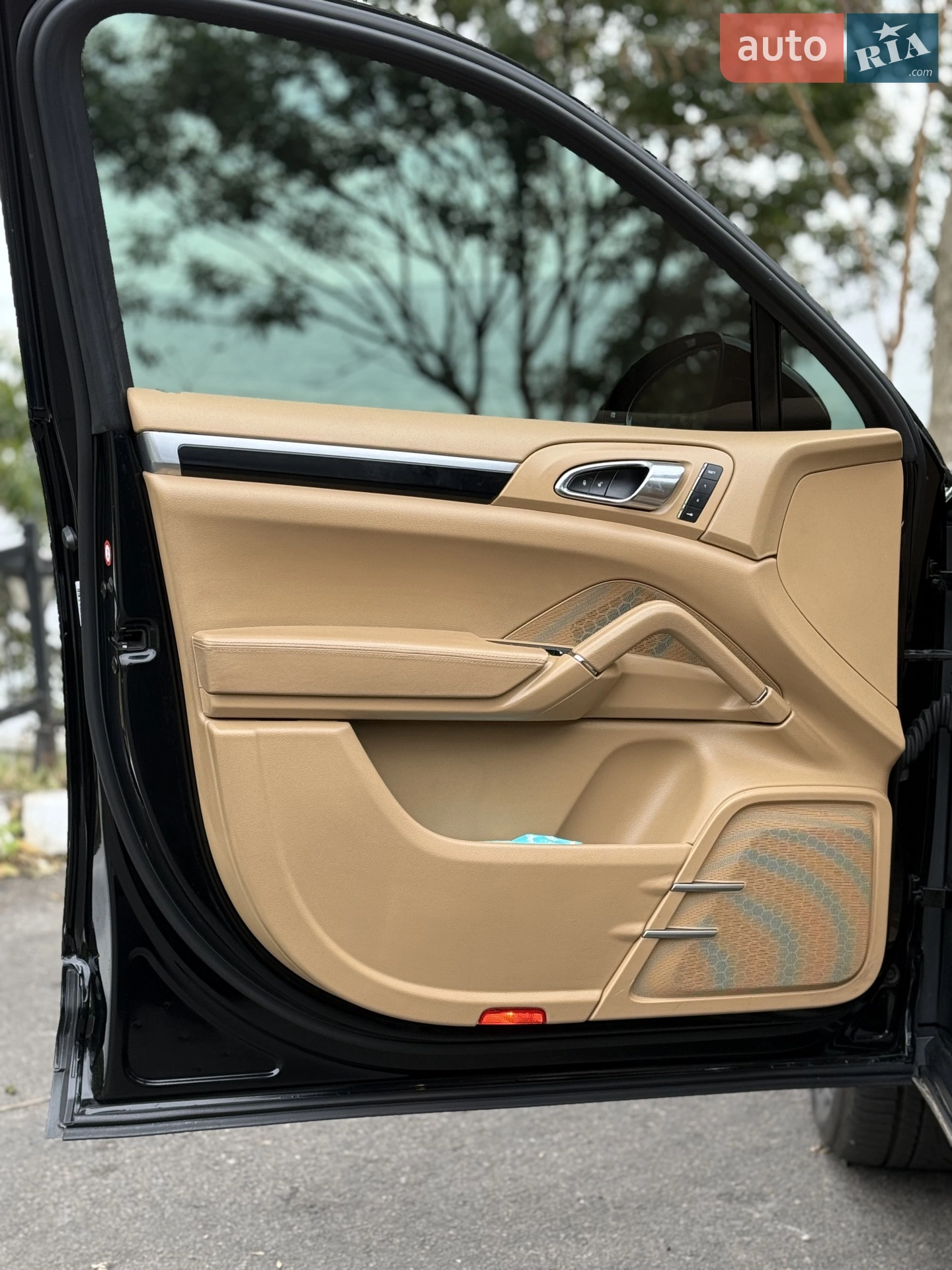 2015 Porsche Cayenne - мініатюра 9
