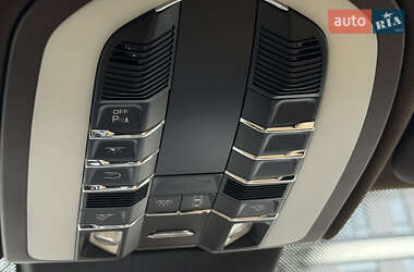 Внедорожник / Кроссовер Porsche Cayenne 2015 в Киеве