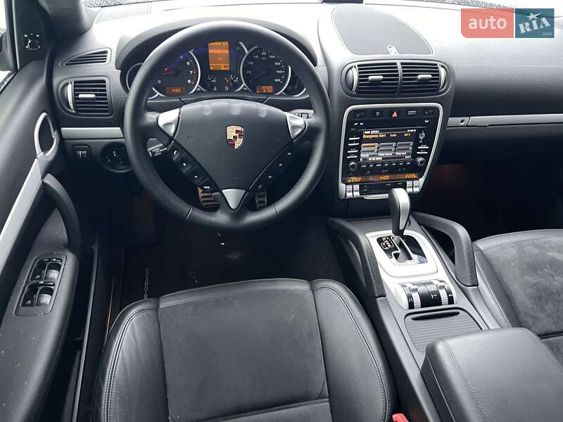 Внедорожник / Кроссовер Porsche Cayenne 2010 в Харькове