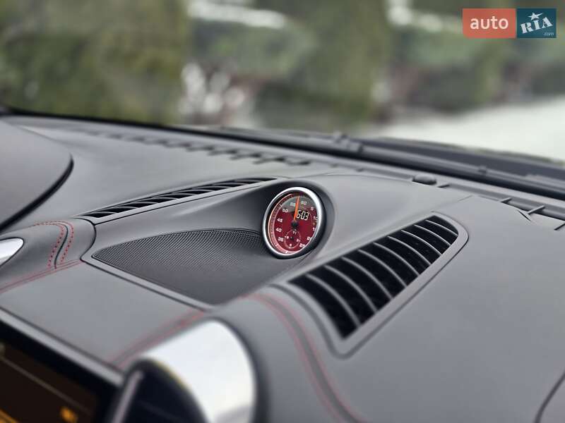 Внедорожник / Кроссовер Porsche Cayenne 2015 в Косове