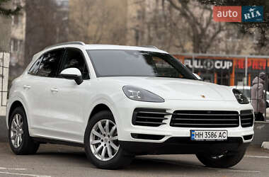 Внедорожник / Кроссовер Porsche Cayenne 2017 в Одессе