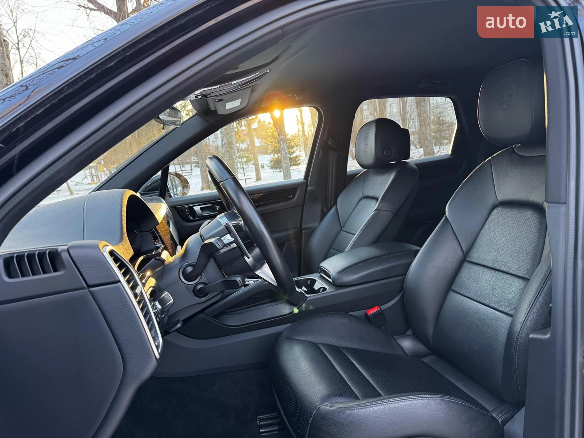 2020 Porsche Cayenne - мініатюра 20