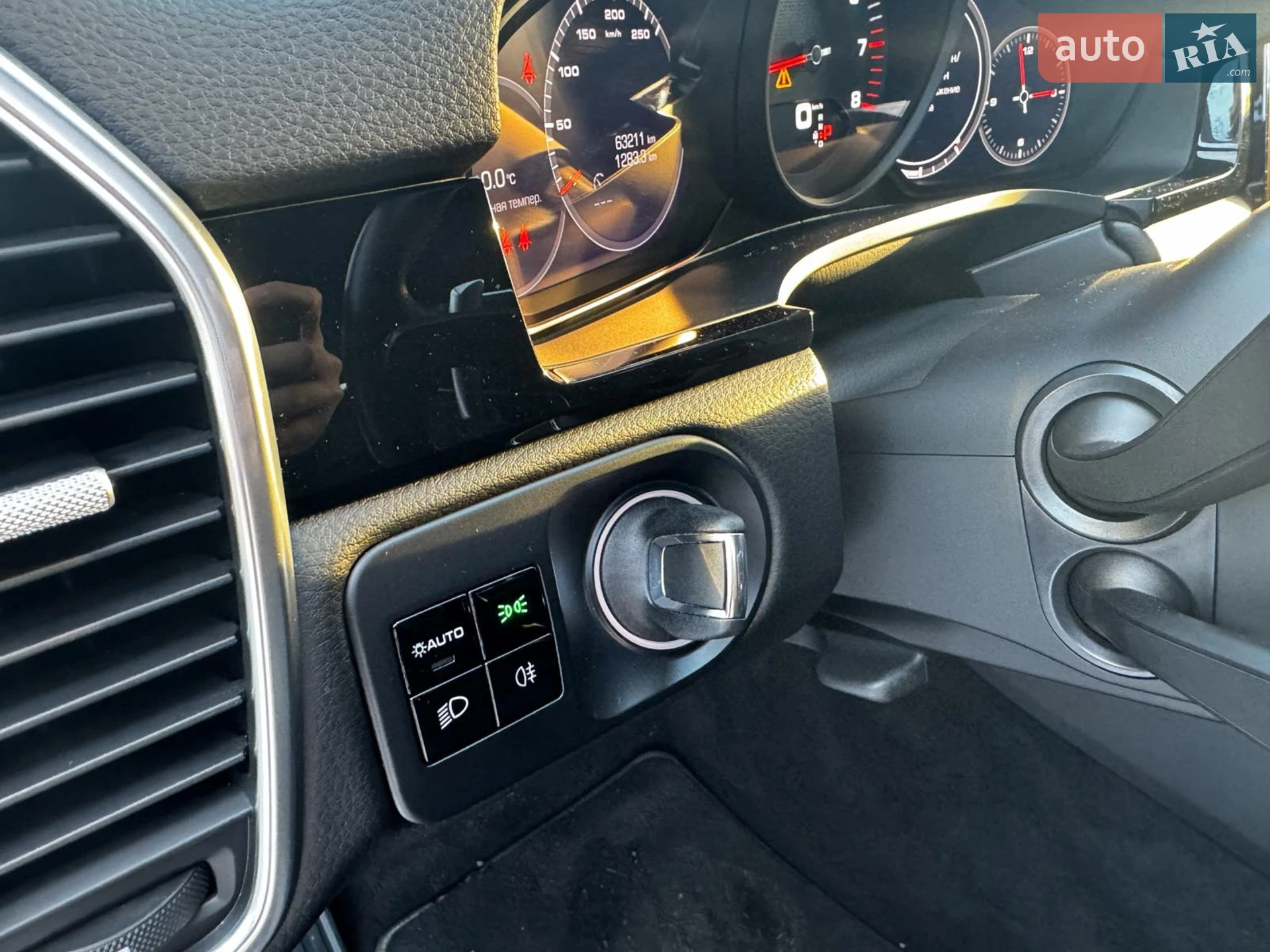2020 Porsche Cayenne - мініатюра 22