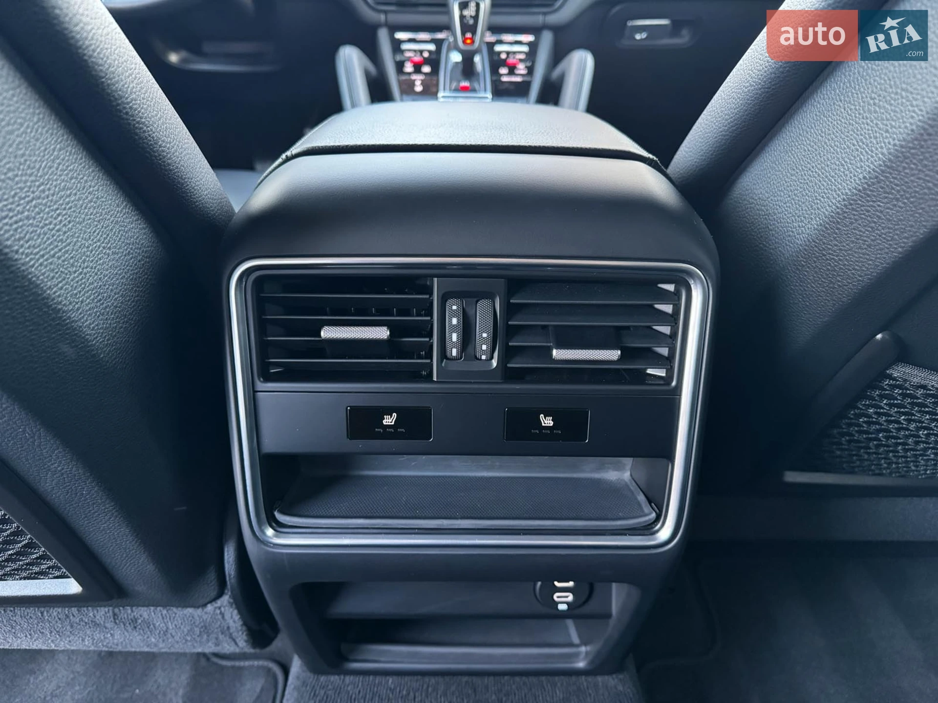 2020 Porsche Cayenne - мініатюра 38