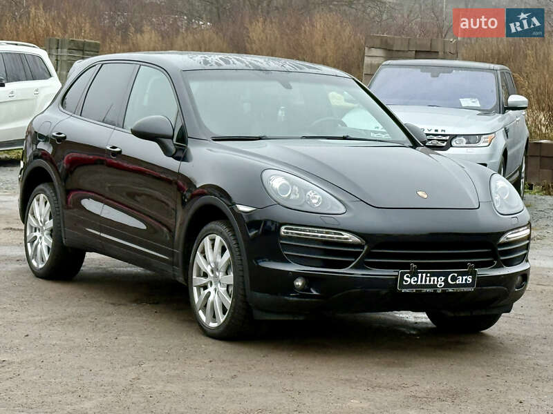 Внедорожник / Кроссовер Porsche Cayenne 2011 в Ровно
