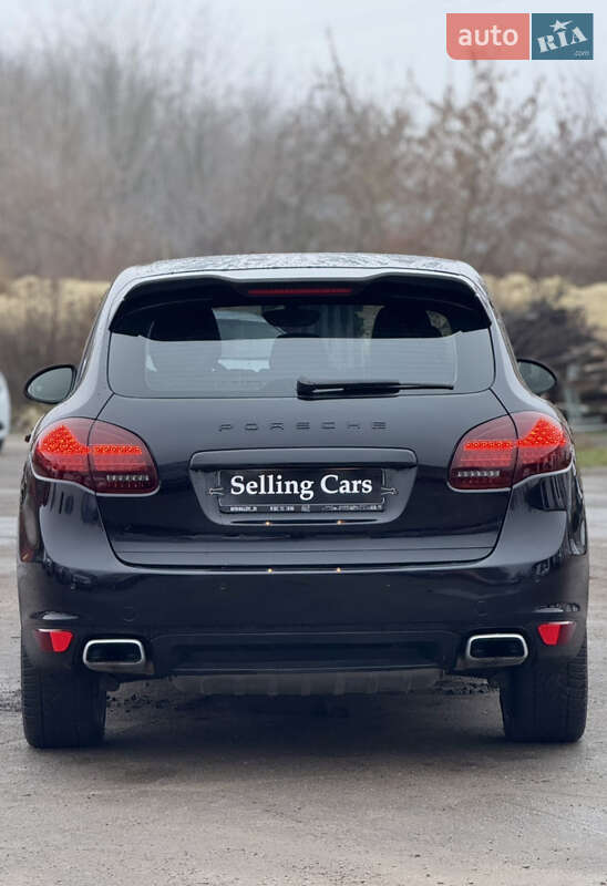 Внедорожник / Кроссовер Porsche Cayenne 2011 в Ровно