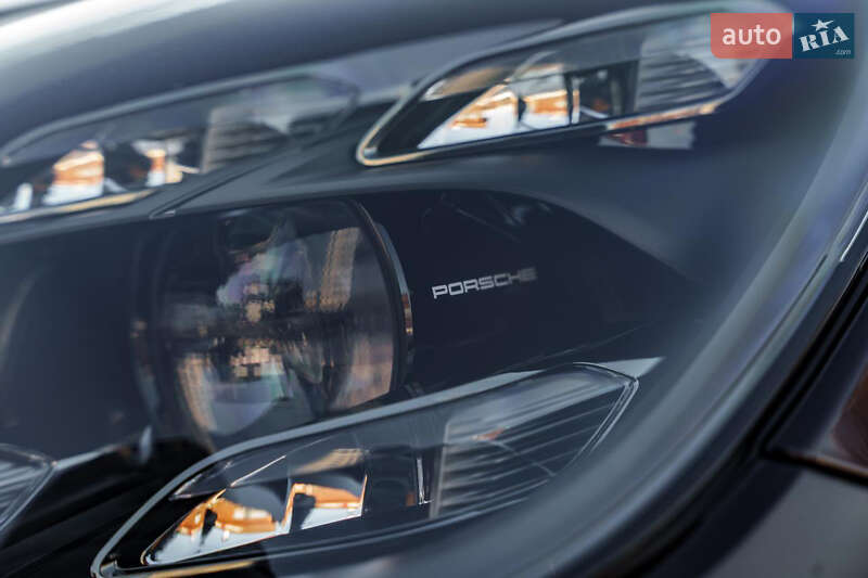 Внедорожник / Кроссовер Porsche Cayenne 2019 в Киеве