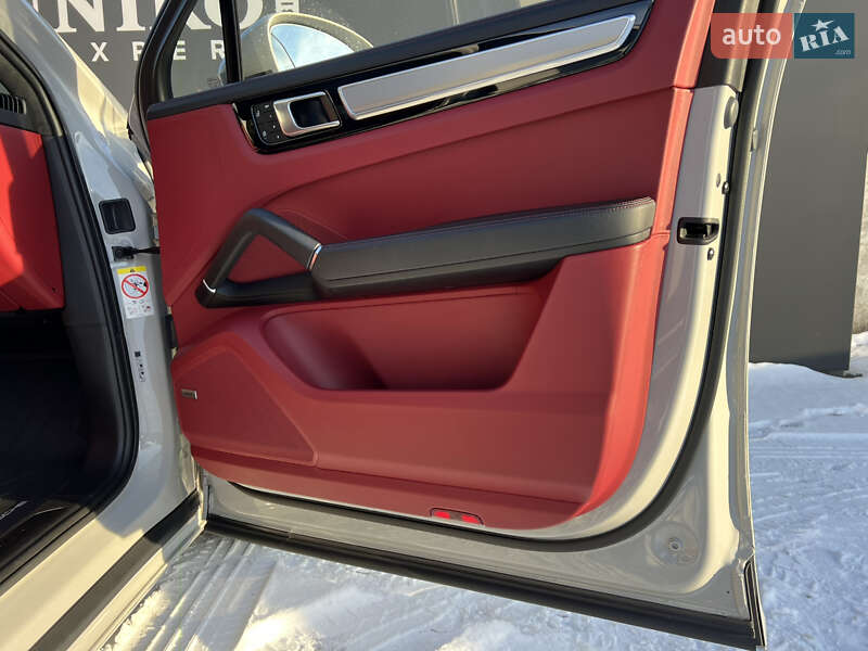 Внедорожник / Кроссовер Porsche Cayenne 2022 в Львове