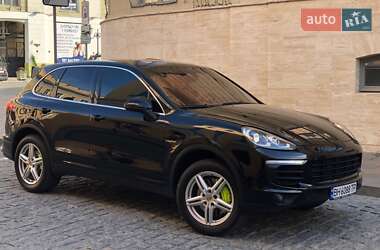 Внедорожник / Кроссовер Porsche Cayenne 2015 в Одессе