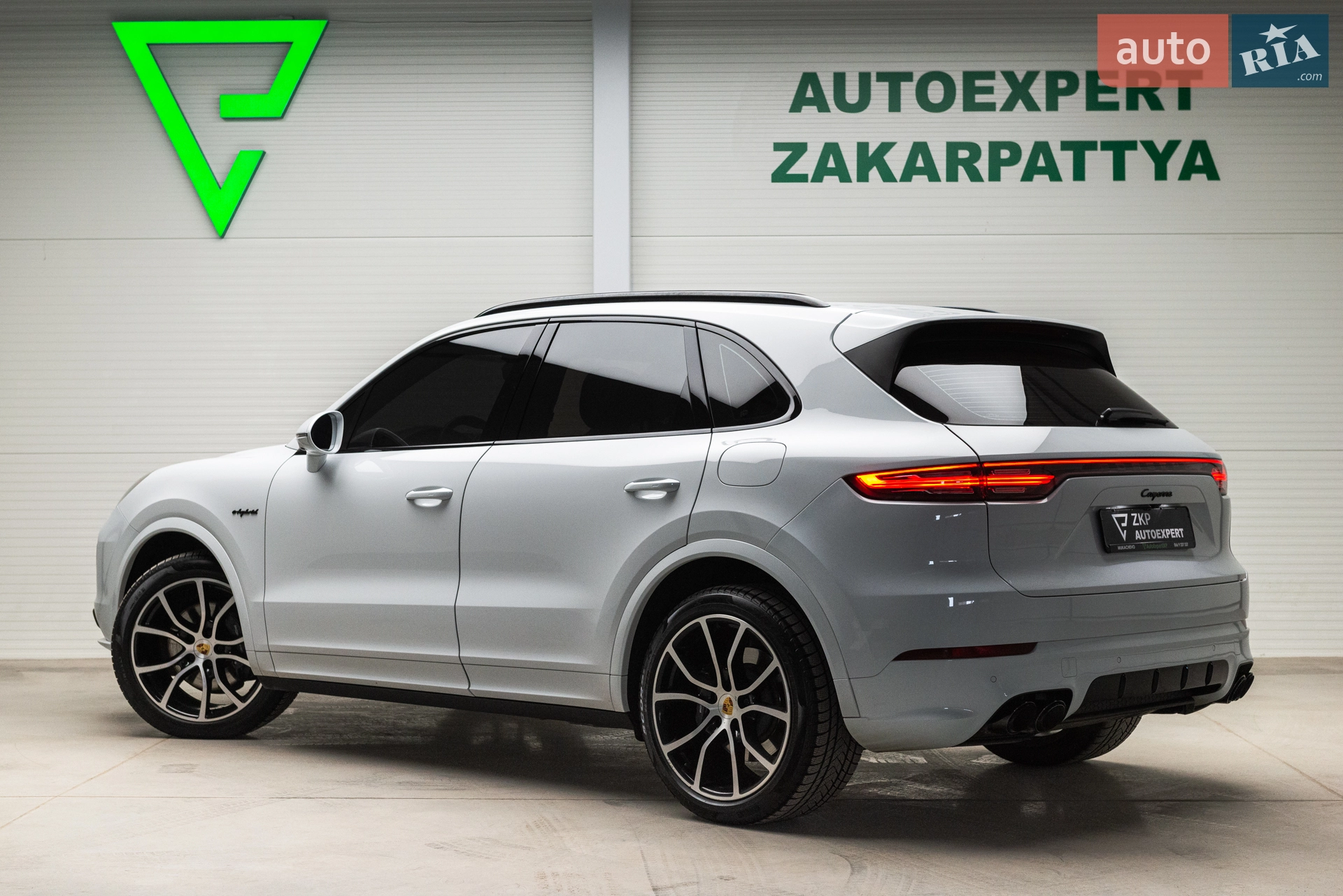 2019 Porsche Cayenne - мініатюра 6