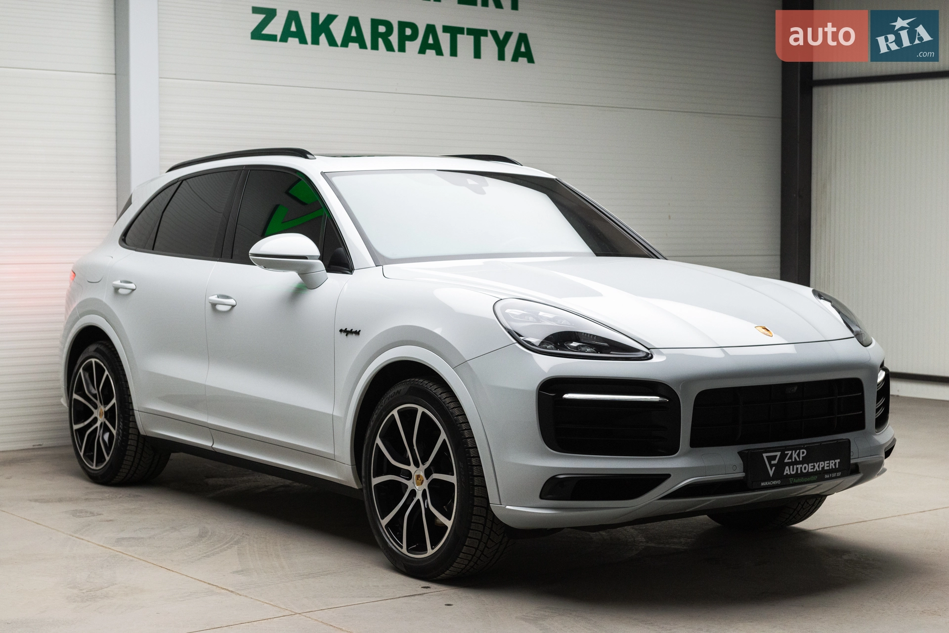 2019 Porsche Cayenne - мініатюра 3