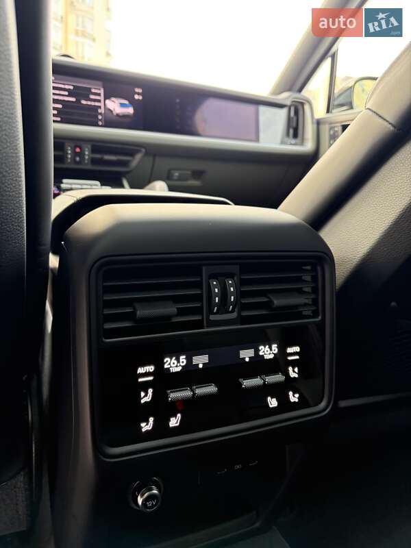 Внедорожник / Кроссовер Porsche Cayenne 2024 в Киеве фото 220 Внедорожник / Кроссовер Porsche Cayenne 2024 в Киеве