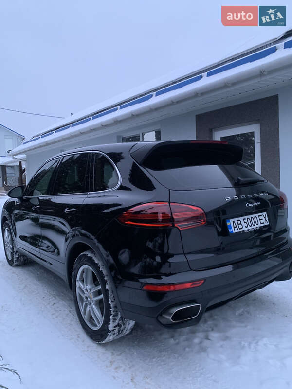 Внедорожник / Кроссовер Porsche Cayenne 2016 в Виннице
