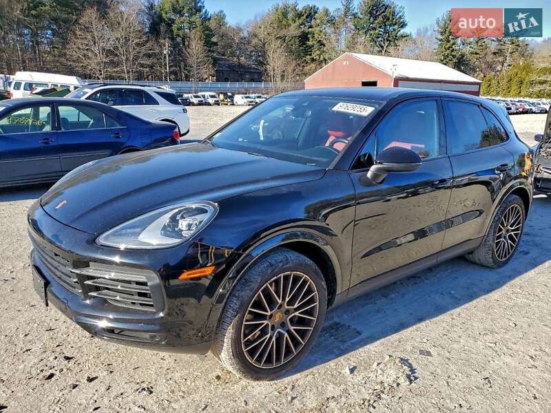 Porsche Cayenne 2021