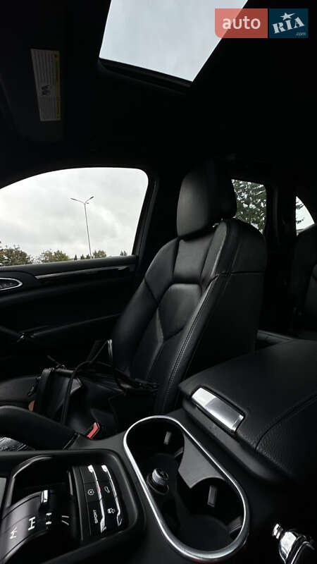 Внедорожник / Кроссовер Porsche Cayenne 2012 в Чорткове фото 16 Внедорожник / Кроссовер Porsche Cayenne 2012 в Чорткове