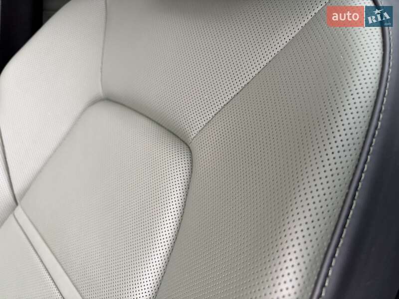 Внедорожник / Кроссовер Porsche Cayenne 2024 в Киеве фото 16 Внедорожник / Кроссовер Porsche Cayenne 2024 в Киеве