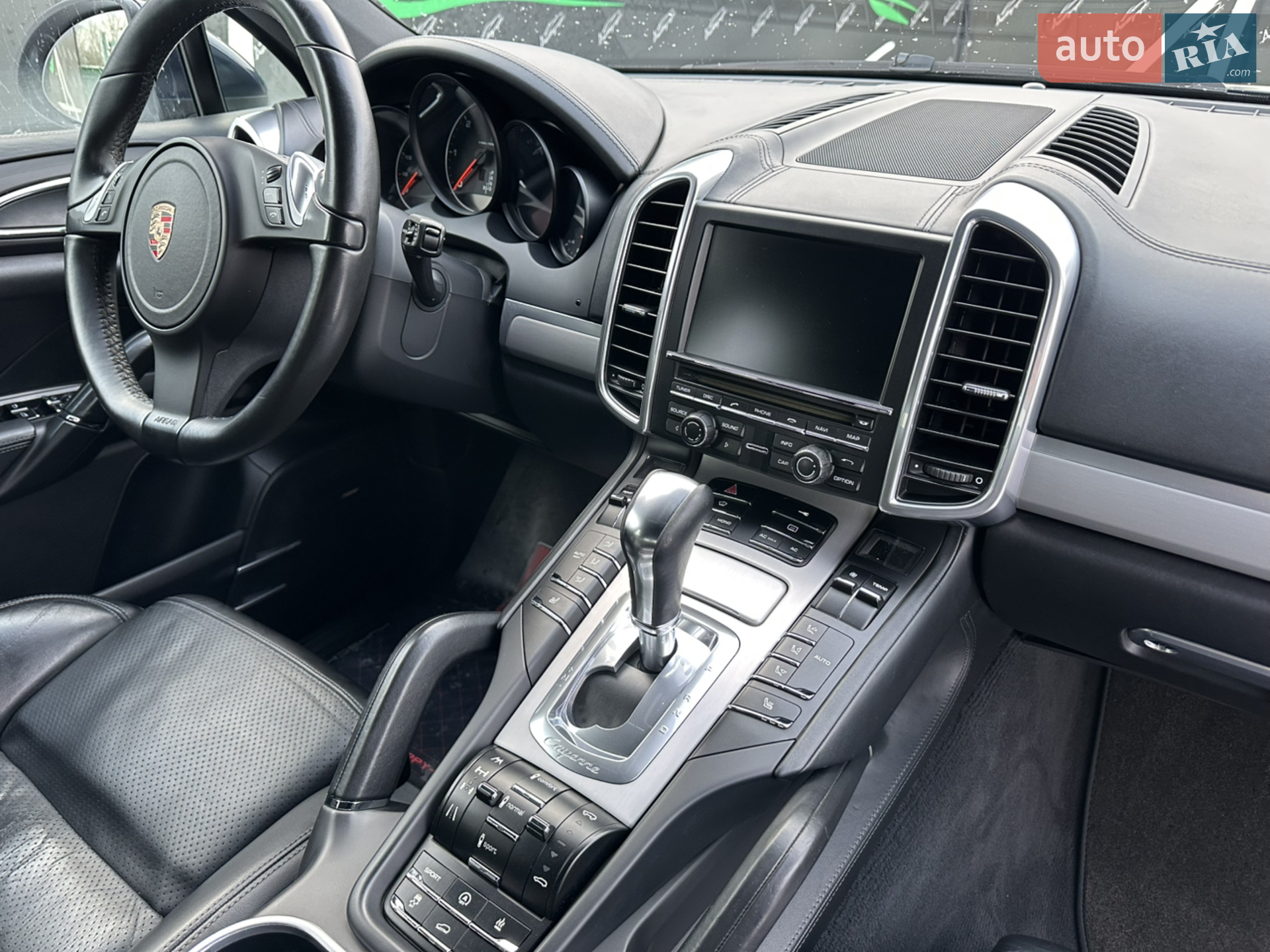 2011 Porsche Cayenne - мініатюра 19