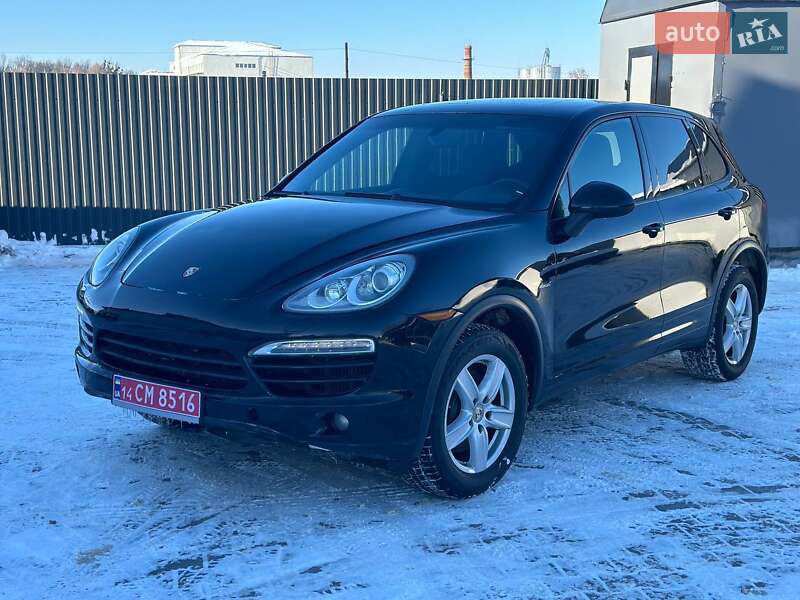 Внедорожник / Кроссовер Porsche Cayenne 2013 в Владимире