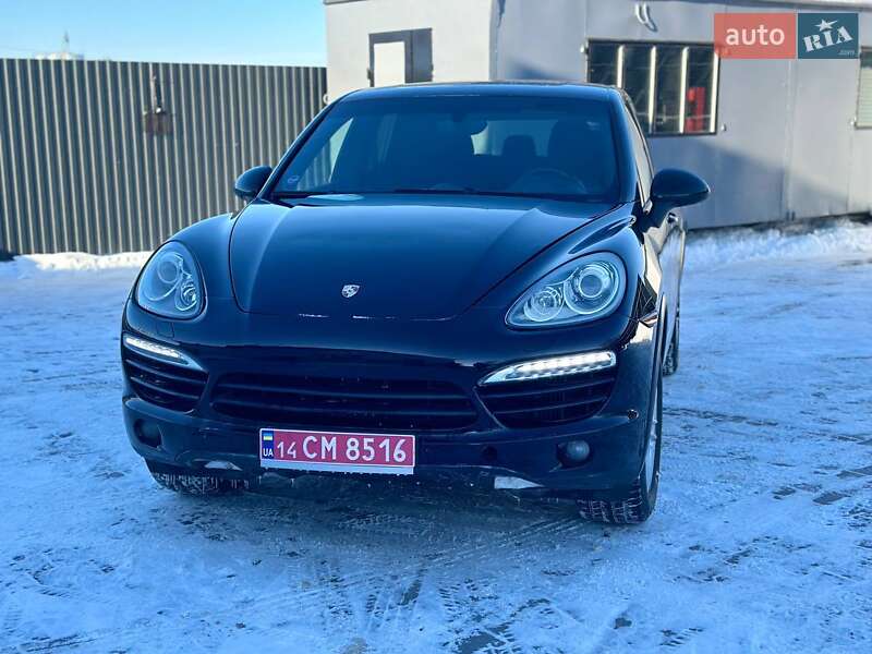 Внедорожник / Кроссовер Porsche Cayenne 2013 в Владимире