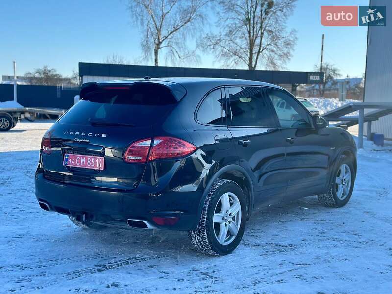 Внедорожник / Кроссовер Porsche Cayenne 2013 в Владимире