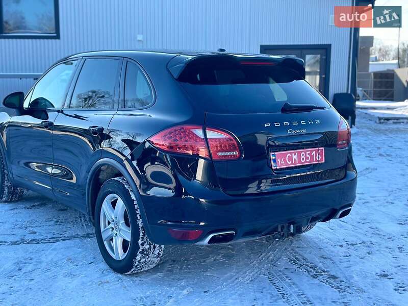 Внедорожник / Кроссовер Porsche Cayenne 2013 в Владимире