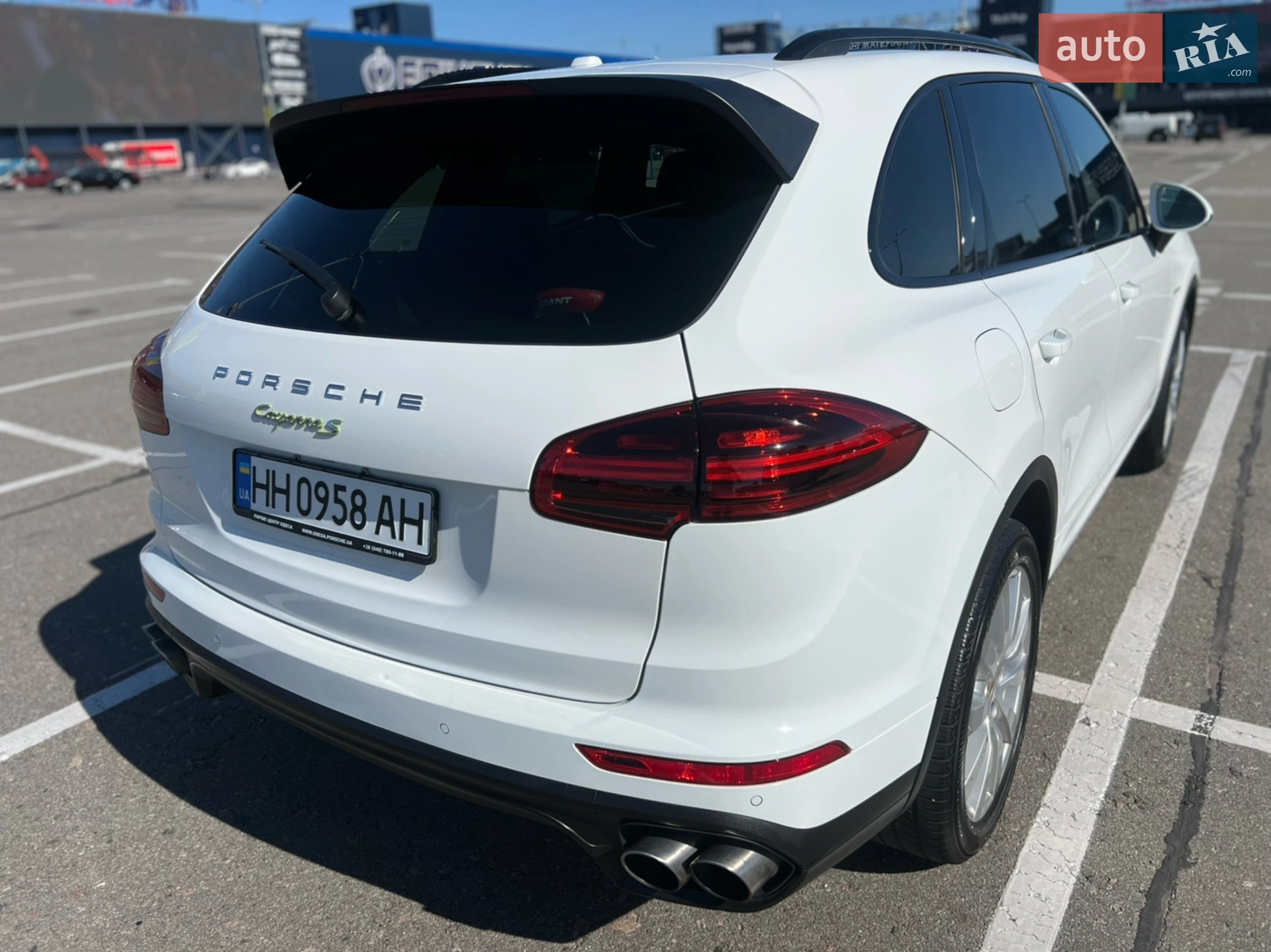 2015 Porsche Cayenne - мініатюра 11