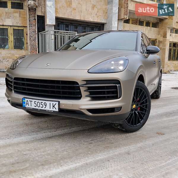 2018 Porsche Cayenne, VIN WP1ZZZ9YZKDA02174:plate — фото 1 (autoria)