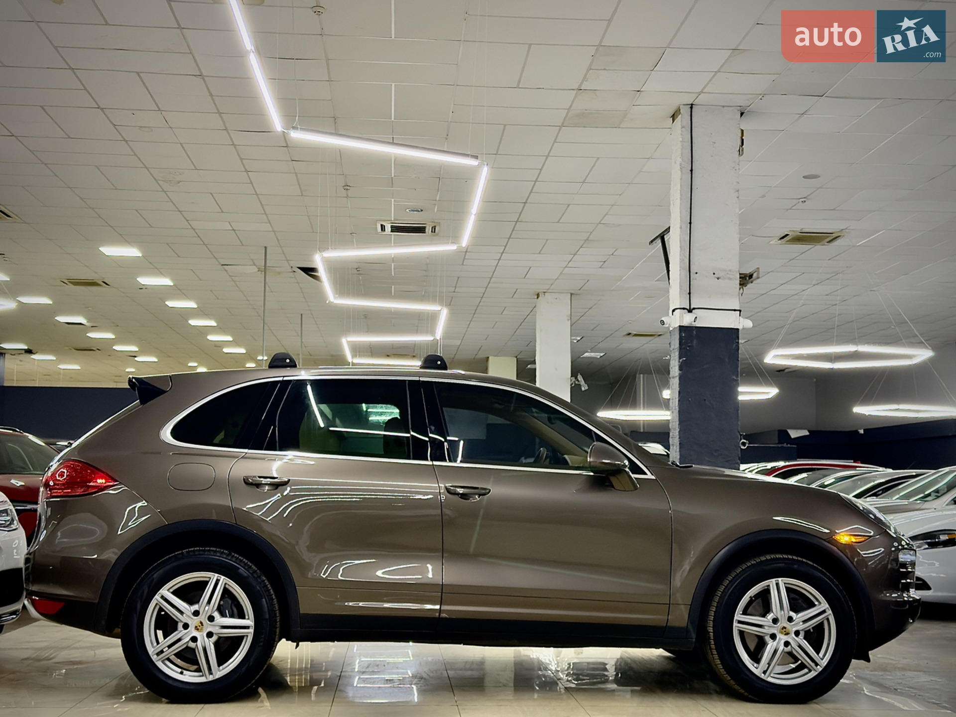 2013 Porsche Cayenne - мініатюра 8