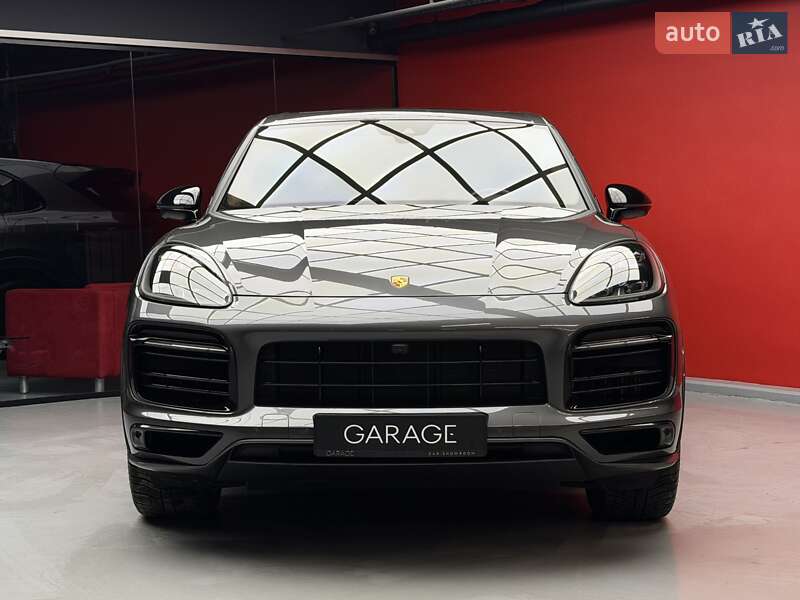 Внедорожник / Кроссовер Porsche Cayenne 2022 в Киеве