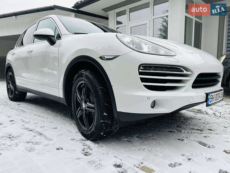 Внедорожник / Кроссовер Porsche Cayenne 2013 в Одессе
