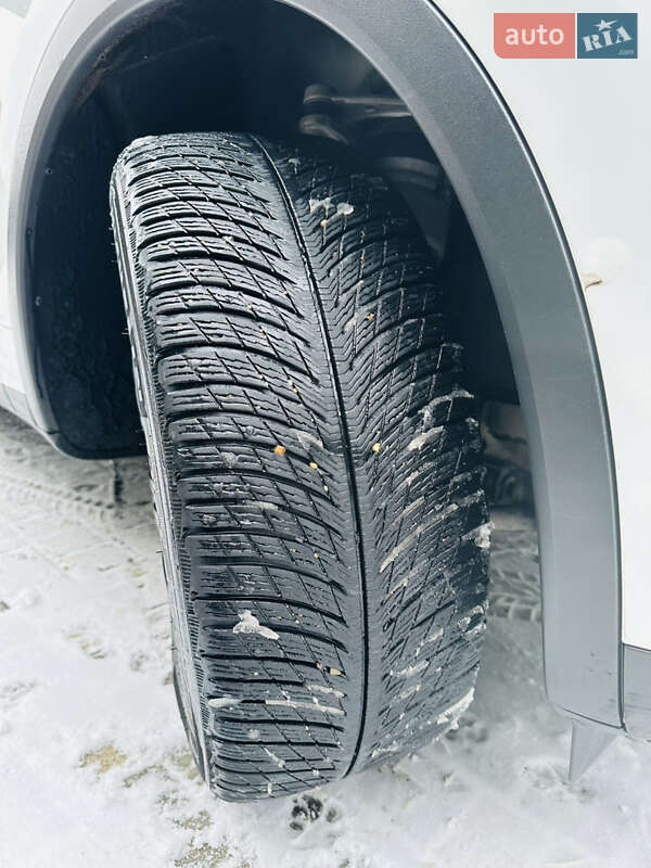 Внедорожник / Кроссовер Porsche Cayenne 2013 в Одессе