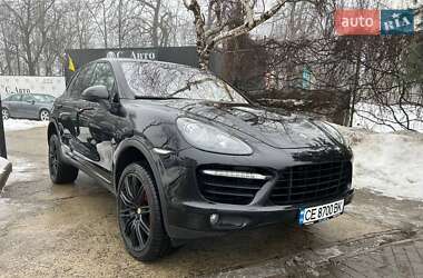 Внедорожник / Кроссовер Porsche Cayenne 2012 в Черновцах