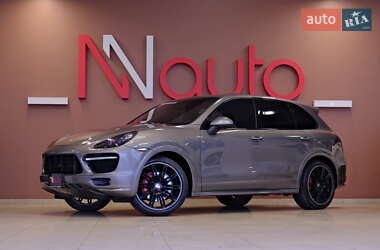 Внедорожник / Кроссовер Porsche Cayenne 2014 в Одессе